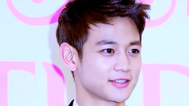 Minho shinee.jpg · Minho es el miembro que más brilla en el grupo SHINee