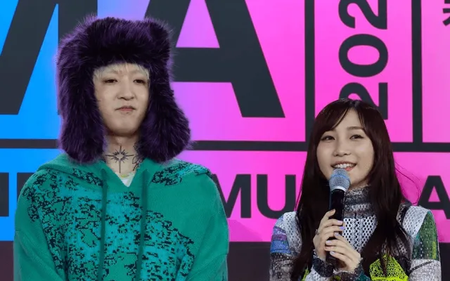 Yoasobi at the 2024 Melon Music Awards.png · Yoasobi attending the 2024 Melon Music Awards at Inspire Arena, Incheon, South Korea on November 30, 2024