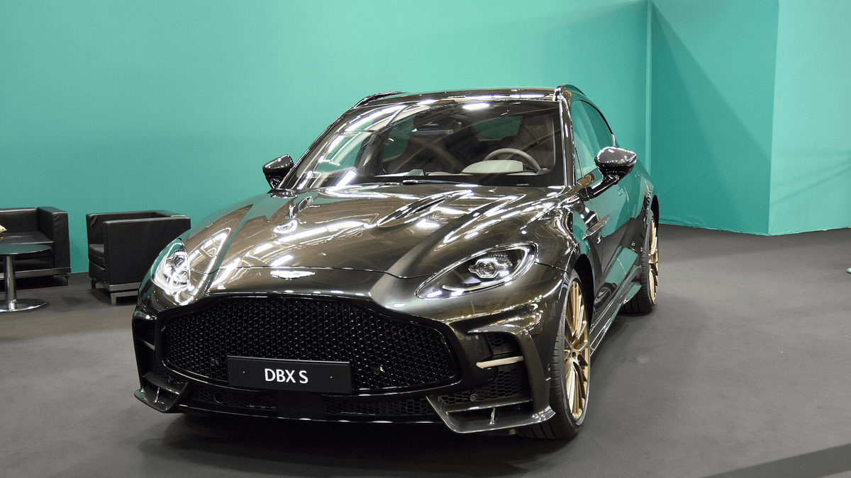 2026 Aston Martin DBX S 공개 라이선스 이미지