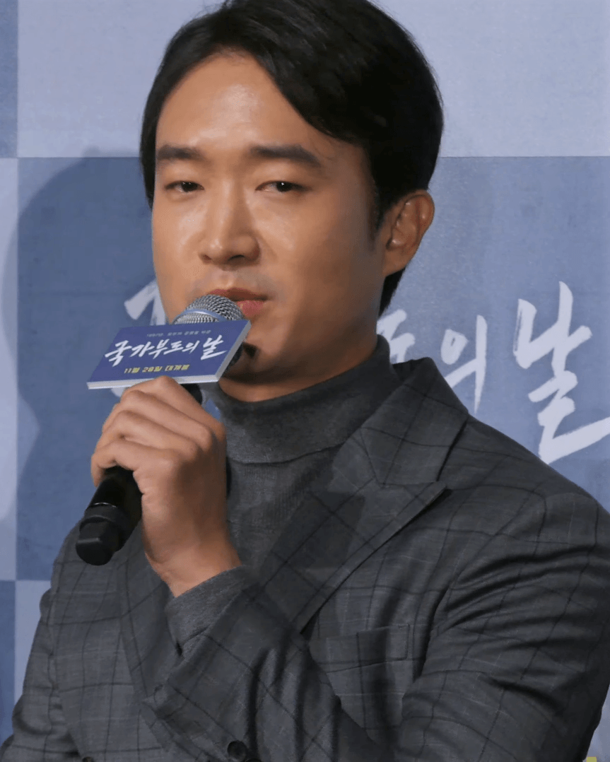 181024 조우진.png · 영화 '국가부도의 날'(감독 최국희/제작 영화사 집) 제작보고회가 24일 오전 서울 강남구 CGV 압구정에서 열렸다.
