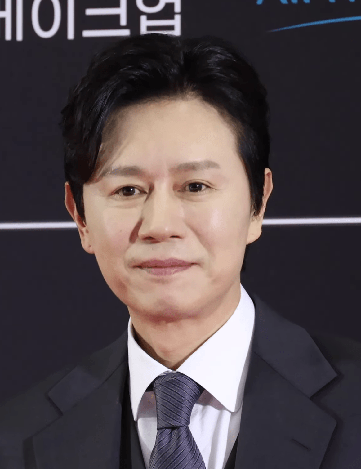 Imagen de Kim Min-jong con licencia abierta