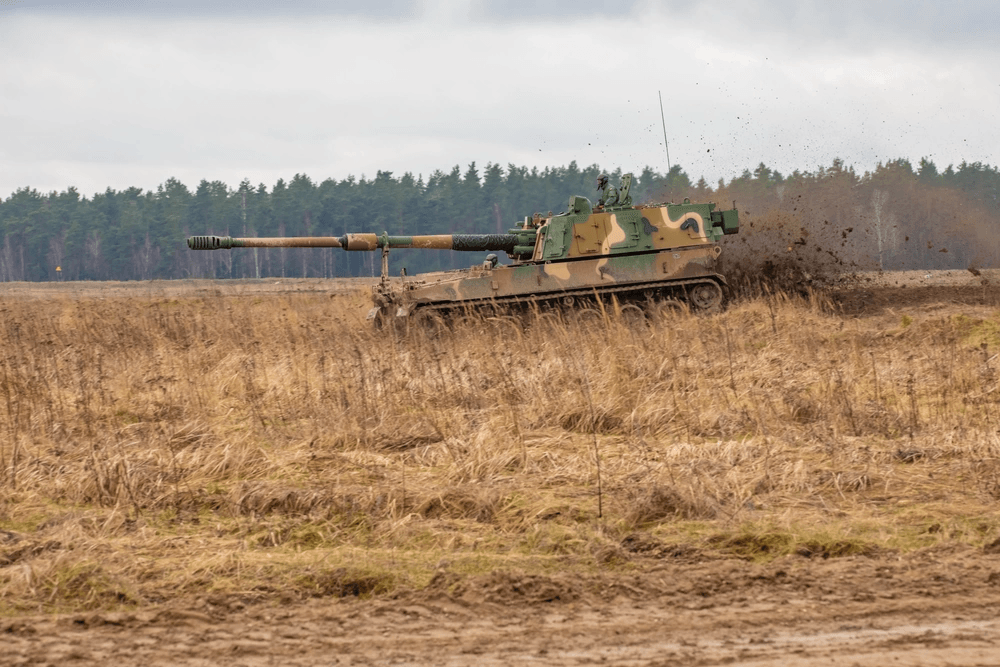 K9 Thunder image under a public license