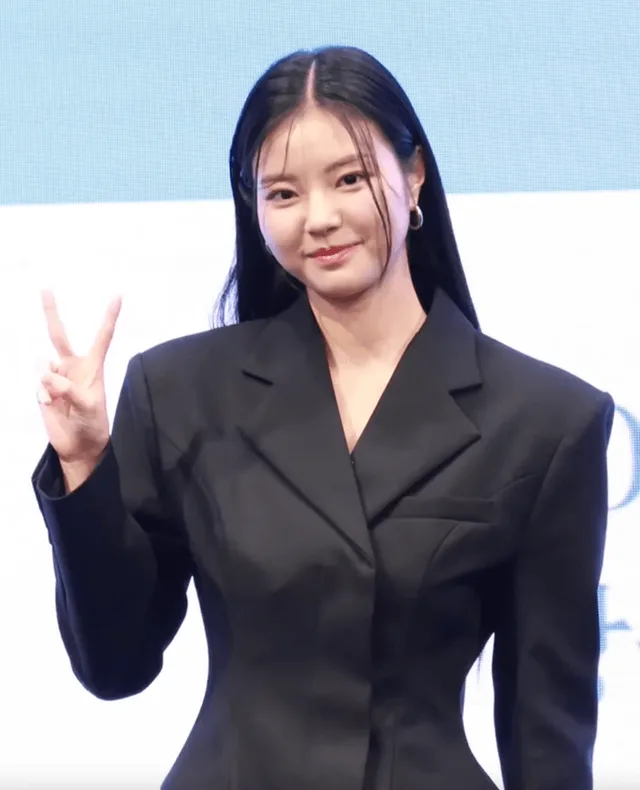Hong Ye-ji in Dec 2023.png · Hong Ye-ji at KBS’s Love Song for Illusion production presentation on December 28, 2023