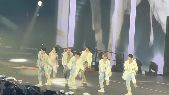 BTS Permission to Dance On Stage Dec 1, 2021.jpg · BTS Permission to Dance On Stage—LA at SoFi Stadium, December 1 2021.